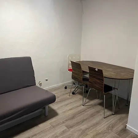 Homestay Monteurzimmer Basic Zentrale Mit Gemeinschaftsbaedern Kempten