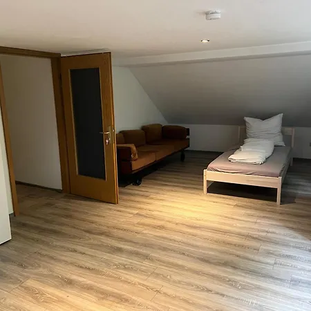Monteurzimmer Basic Zentrale Mit Gemeinschaftsbaedern Kempten